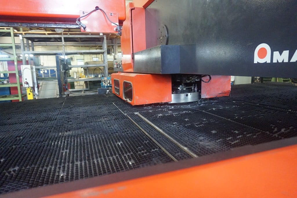 AMADA Vipros 368 King  1997